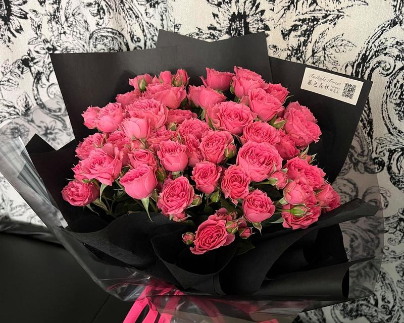 送室友的花花语是什么意思？这种花语如何表达友情？