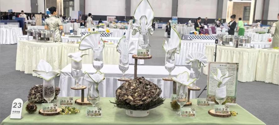 皇冠餐巾折花象征着什么？它的含义和用途有哪些？