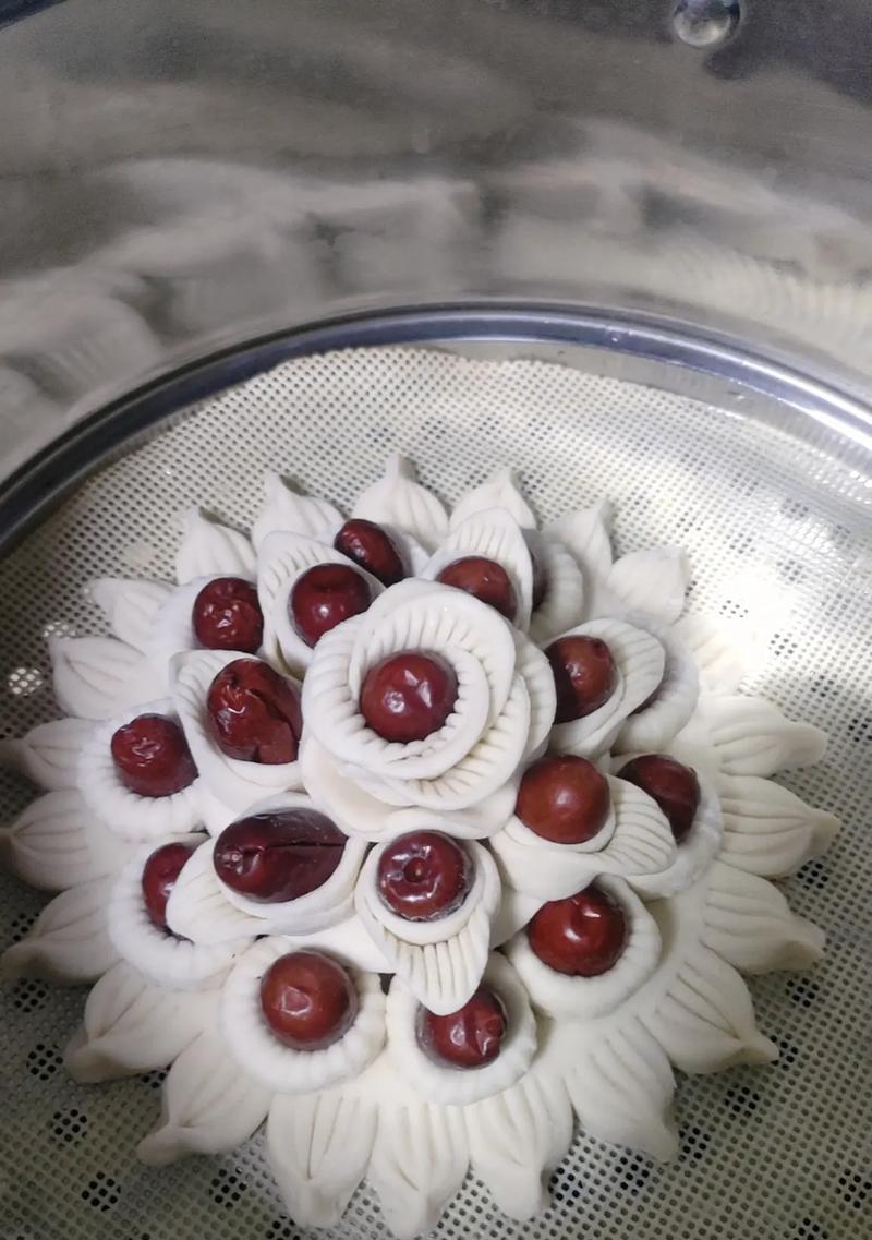 花馍在祭祀中的象征意义是什么？