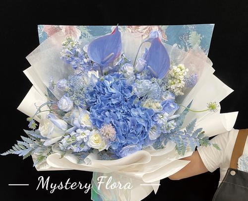 礼盒中鲜花的寓意是什么？送礼盒花束的含义是什么？