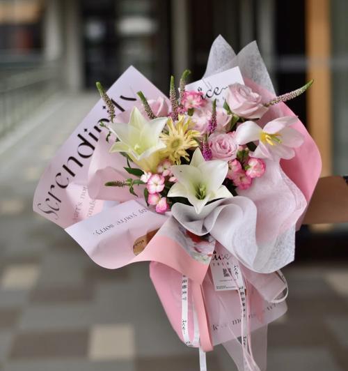 以郁金香之花语为主题的道歉挽回之道（郁金香，诚挚的道歉与真心的挽回）
