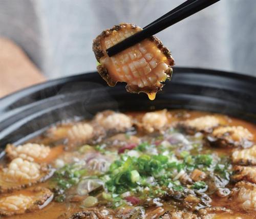 花刀在节日装饰中的含义是什么？