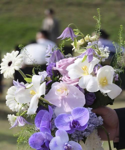 哪些花适合做手捧花？它们各自有什么寓意？