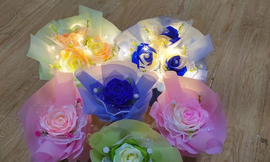 蓝色永生花的花语是什么？它有哪些寓意？
