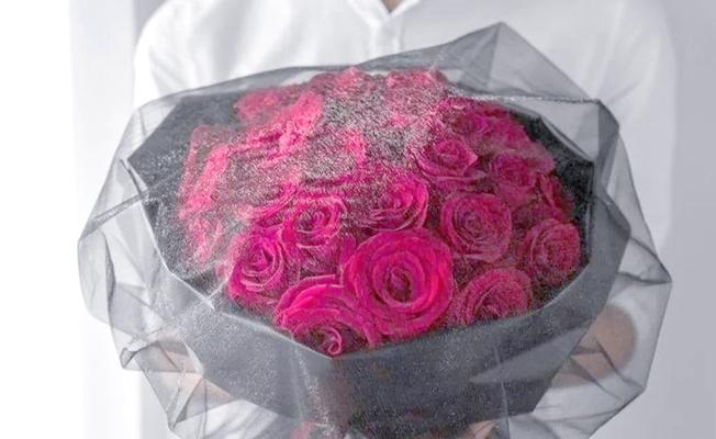 情人节踩玫瑰花有何寓意？它的含义是什么？