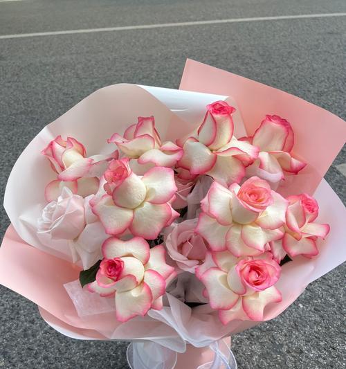 粉色花的花语有哪些？粉色花代表的美好寓意是什么？