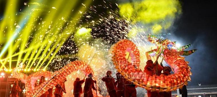 嘘花的传统意义是什么？嘘花在历史中扮演了什么角色？
