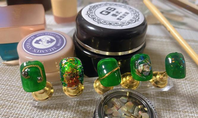 绿色和美甲花代表什么？它们的寓意有哪些？