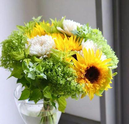 手捧花和螺旋花各自代表什么？它们的寓意是什么？