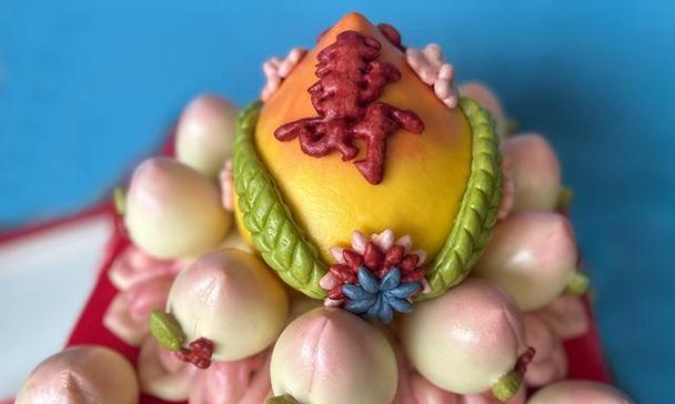 生日花馍的吉祥寓意是什么？它们象征着什么？