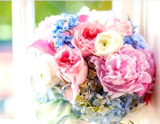 结婚时抛手捧花代表什么？
