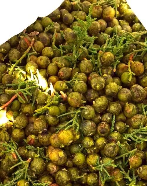 百香籽的采摘与处理（掌握百香籽采摘时间和技巧，制作美味佳酿）