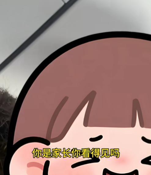熊孩子飞机踢座椅1个多小时，竖中指挑衅，家长嚣张骂乘客没素质