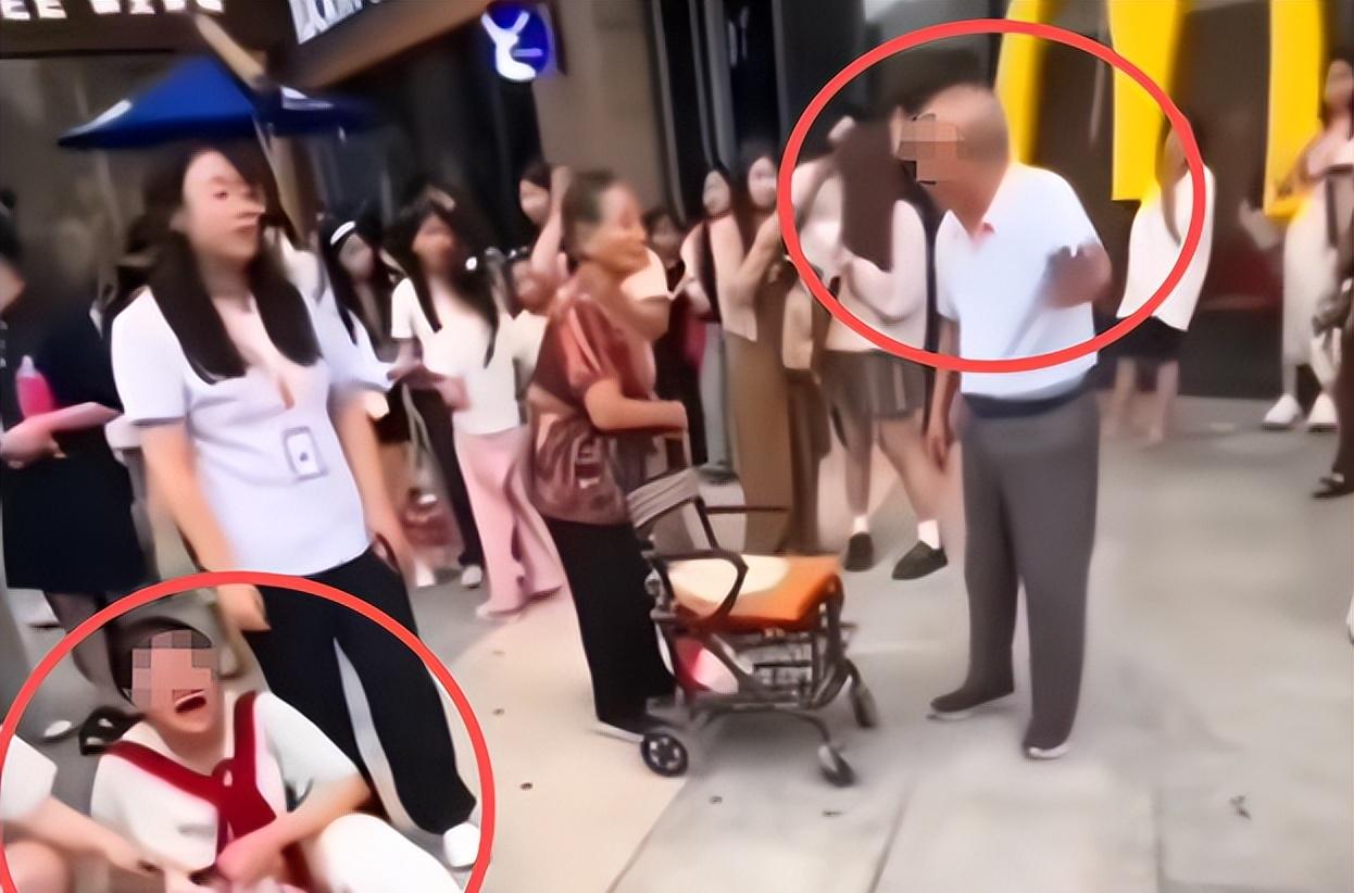 污蔑大爷骚扰女生社死！狰狞嘴脸曝光，网友讨伐，被曝目的不简单