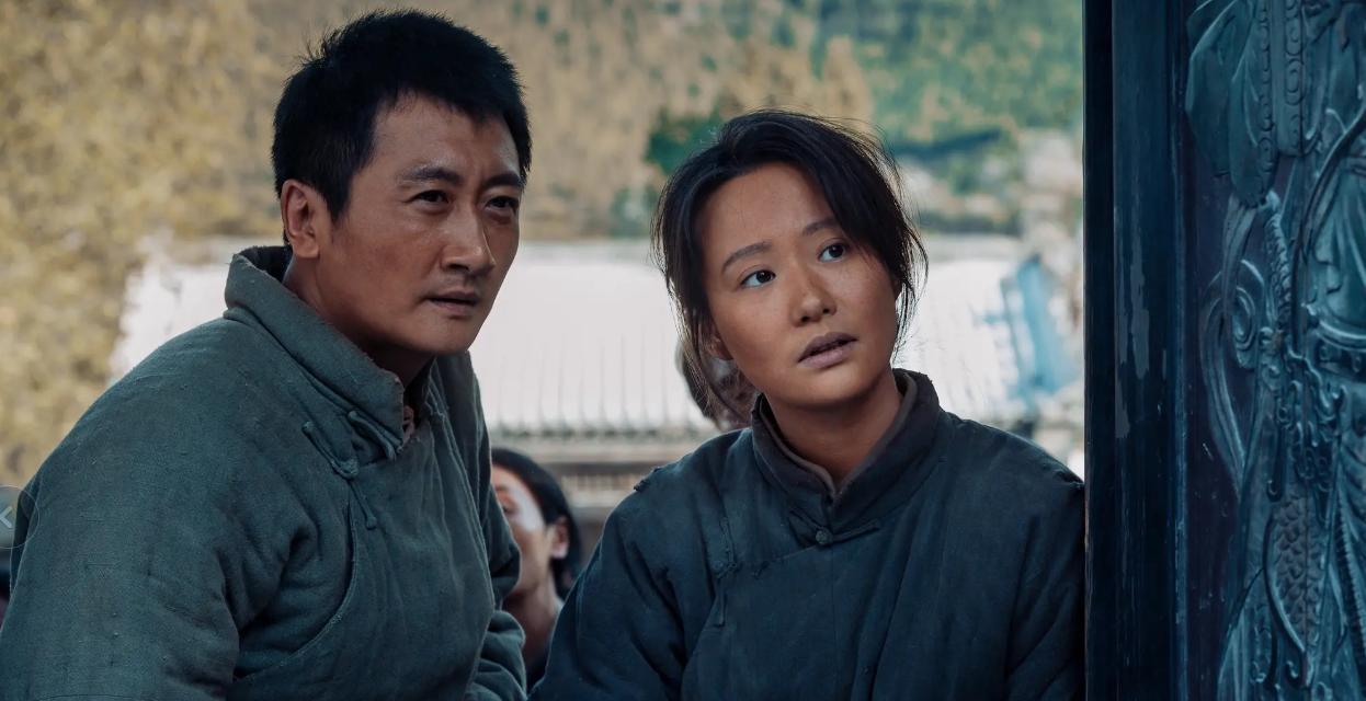 明明同一人，演完《生万物》再演《归队》，她演技太好差点没认出