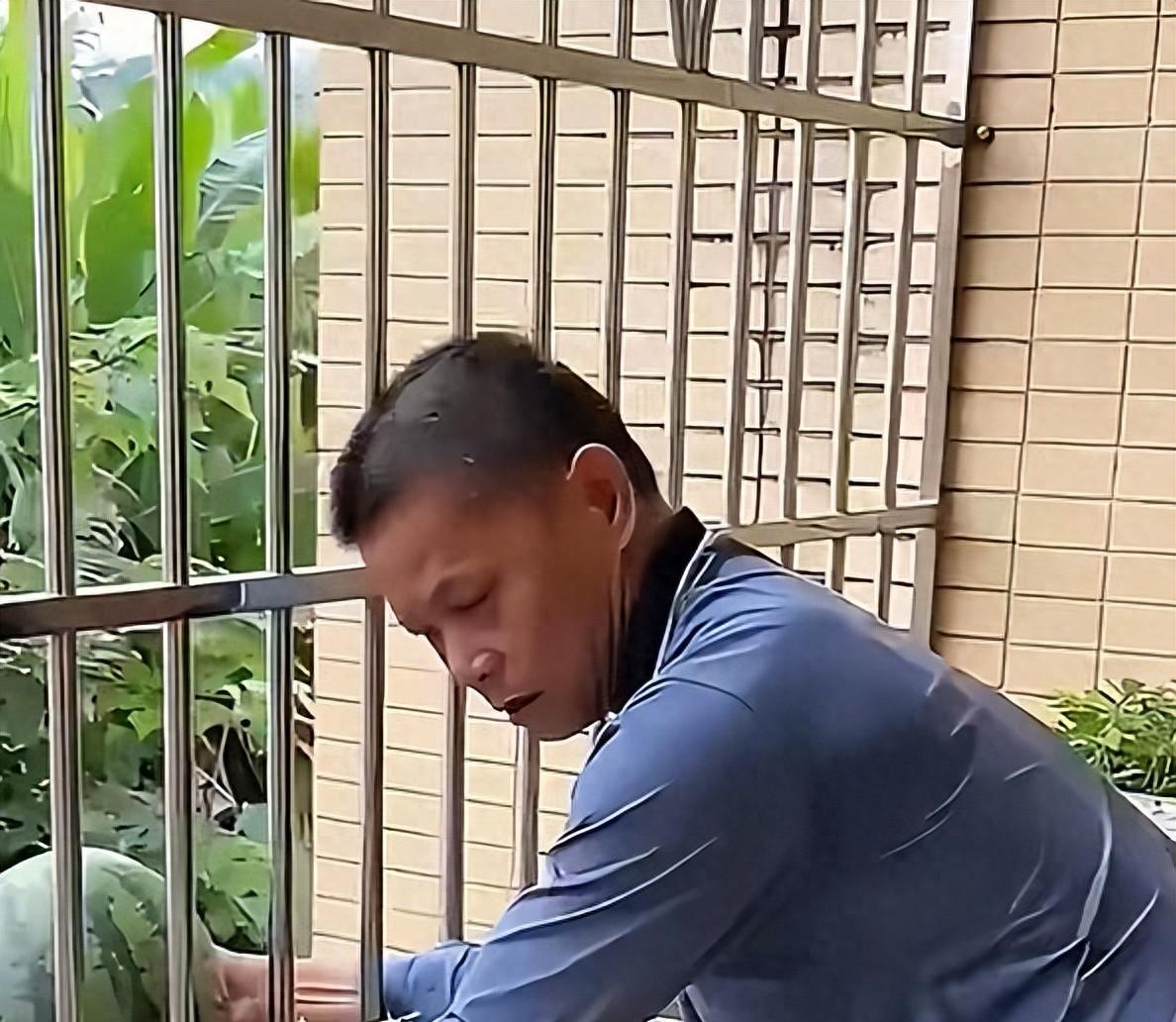 女子因“阳台西瓜开口笑，而愤怒”，年年种，年年开，到底为那般