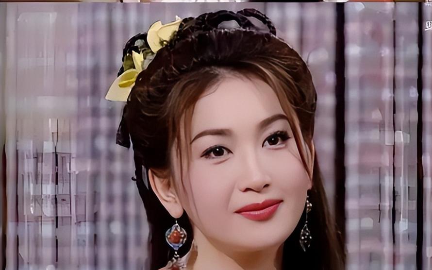 《731》首映礼，温碧霞脸僵又肿，李乃文皮包骨，孙茜咋老成这了