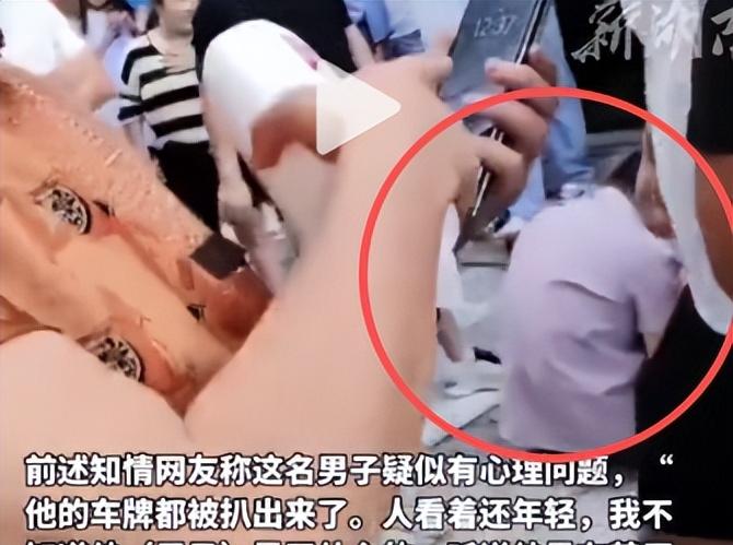 男子公厕偷拍后续，领导身份曝光，还是惯犯，知情人透露更多黑料