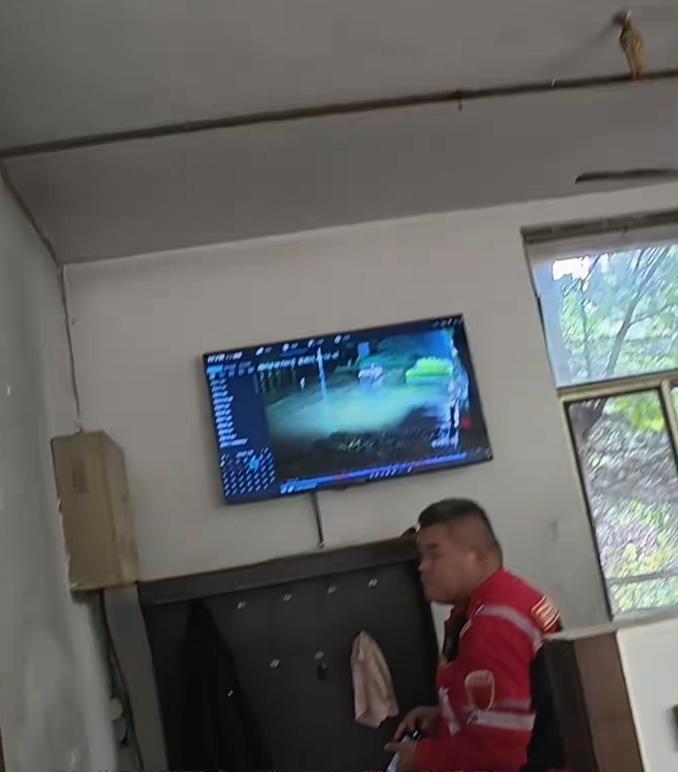 20岁小伙醉后失联3天，水库捞出遗体，继父崩溃痛哭：这孩子命苦