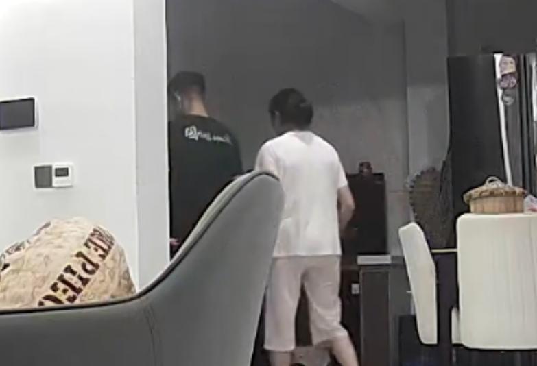 男子骂哭刚引产的老婆，拍桌怒吼摔碗，原因曝光，难怪留不住孩子