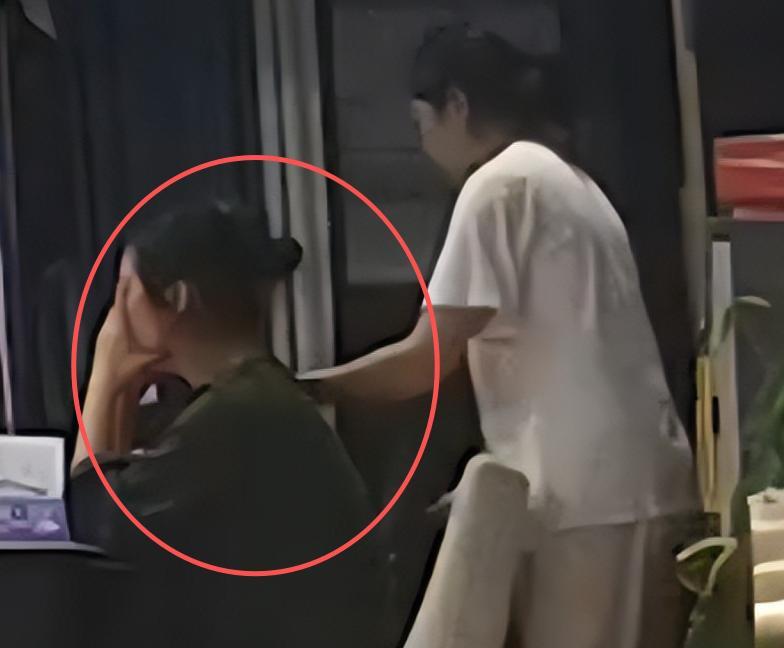 男子骂哭刚引产的老婆，拍桌怒吼摔碗，原因曝光，难怪留不住孩子