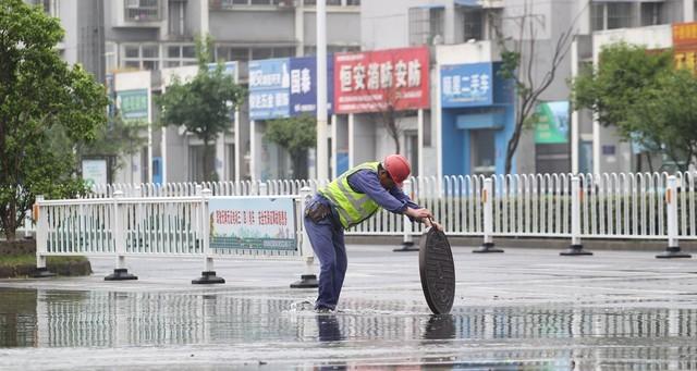 新一轮雨雪降温过程开启！从新疆到河南雨雪连线，14-17日天气