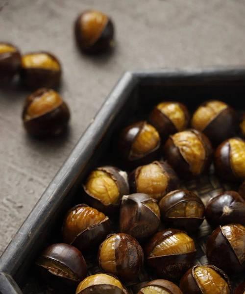 夏威夷果剥皮技巧有哪些?如何快速方便地剥开夏威夷果?