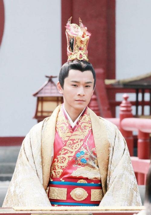 锁阳生长在哪些环境？如何识别和采集锁阳？