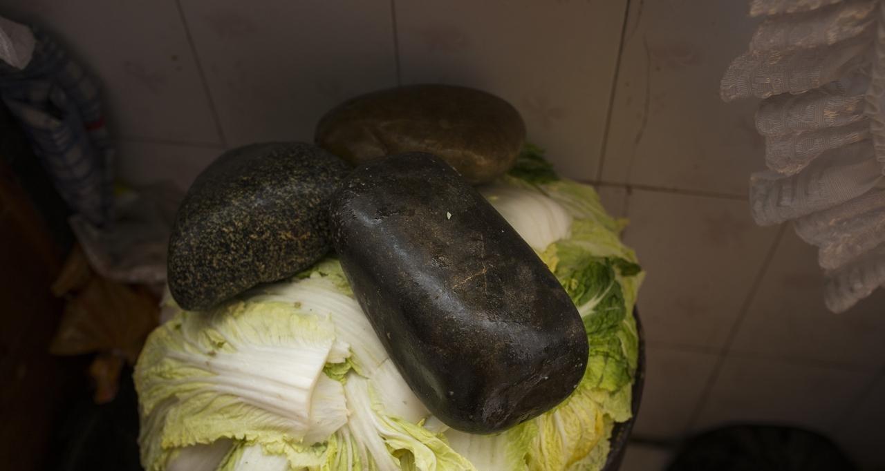 想腌制好酸菜,手把手教你农村一直用的老方法,学会了年年用得上 想腌制好酸菜,手把手教你农村一直用的老方法,学会了年年用得上