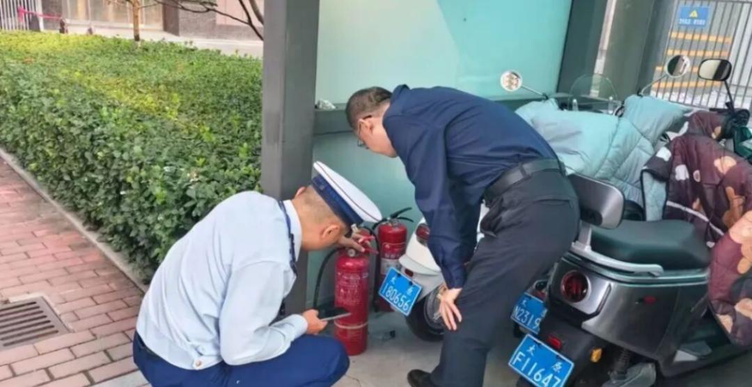 12月1日起,电动车、三轮车上路“5禁”新要求,处罚明确了 12月1日起,电动车、三轮车上路“5禁”新要求,处罚明确了