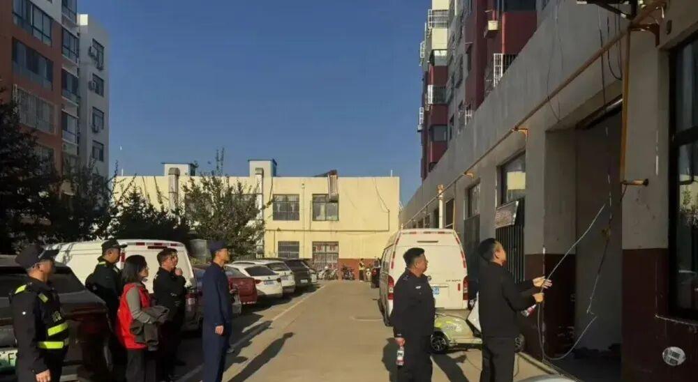 12月1日起，电动车上路迎来“5禁3罚”，二轮、三轮、四轮都在内