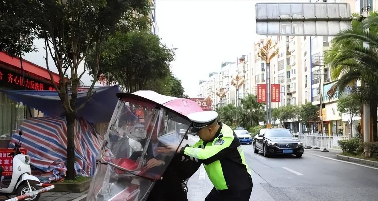 12月起，电动车、摩托车、三轮车上路“6大严查”，车主注意