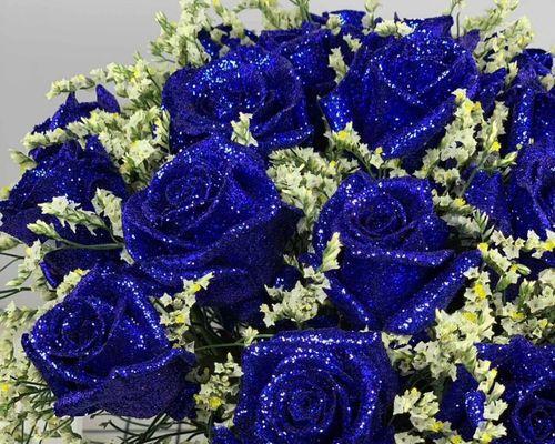 蓝色玫瑰的深情与神秘(探索蓝色玫瑰花语的含义) 蓝色玫瑰的深情与神秘(探索蓝色玫瑰花语的含义)