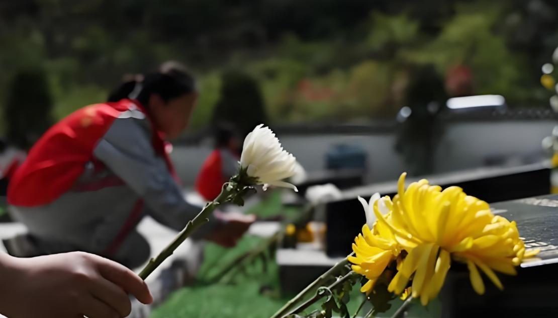 今年寒衣节不一般，在立冬后，上坟时间有讲究，何时上坟最佳？