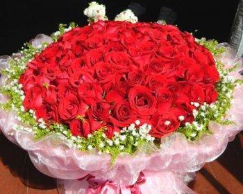 33朵玫瑰花的花语与意义（解读33朵玫瑰花的隐藏信息）