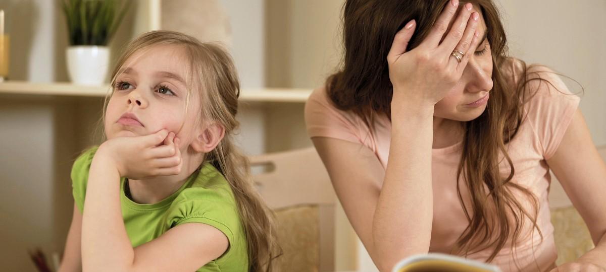 宝妈影院占座，女孩讨说法反被怼：16岁没资格、没地位出来干啥！