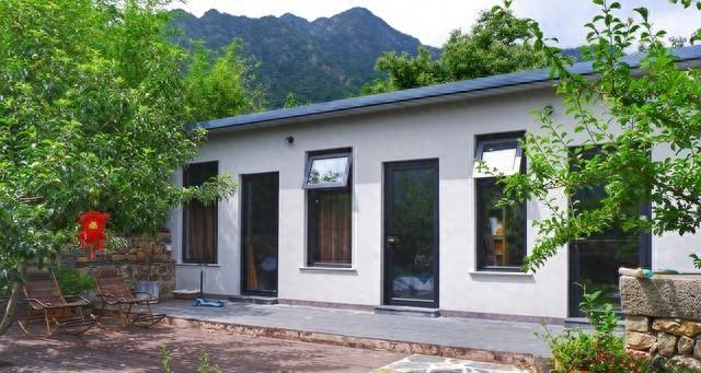 有个小院子，种种菜、养养鸡、晒晒太阳，才是最奢侈的养生