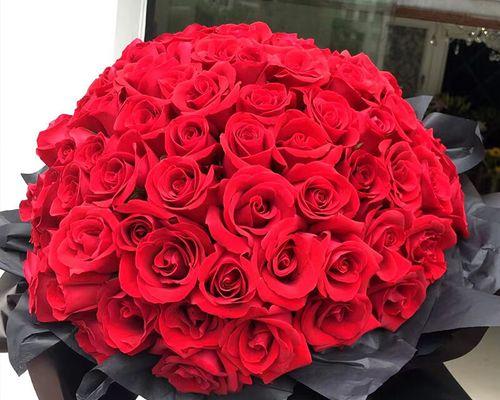 九十九朵玫瑰的象征意义（深情厚意的告白之花——九十九朵玫瑰）