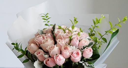 粉玫瑰的花语与寓意（探寻粉玫瑰所代表的爱情与情感）
