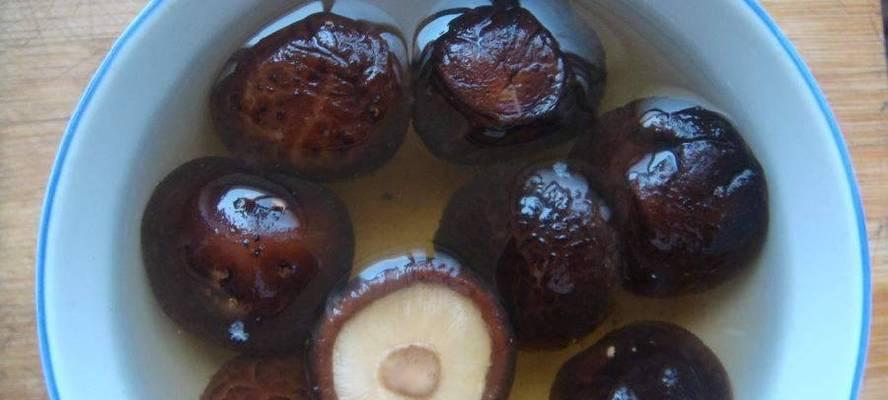 泡香菇的水浇花好吗？对植物生长有影响吗？