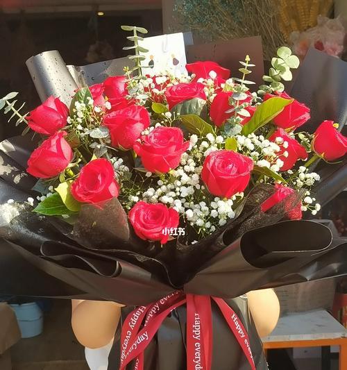19朵玫瑰花的寓意与象征（探究玫瑰花数量的特殊含义）