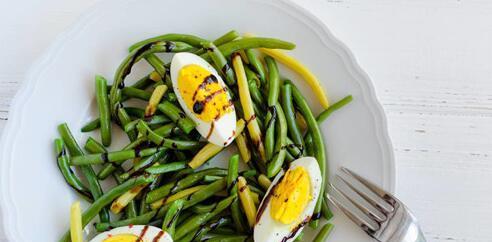 四季豆是碳水化合物吗？蔬菜还是碳水，四季豆的真相是什么？