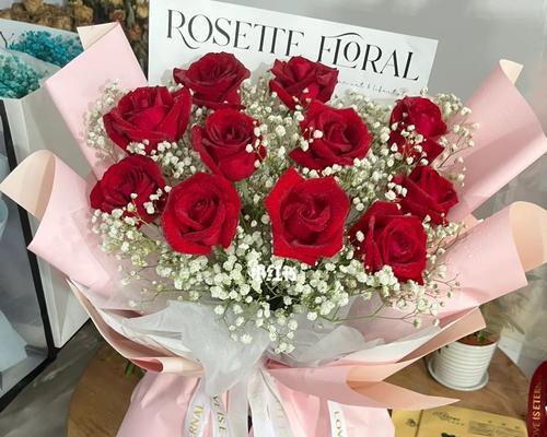 十一朵玫瑰的意义与象征(探索十一朵玫瑰背后的深意)