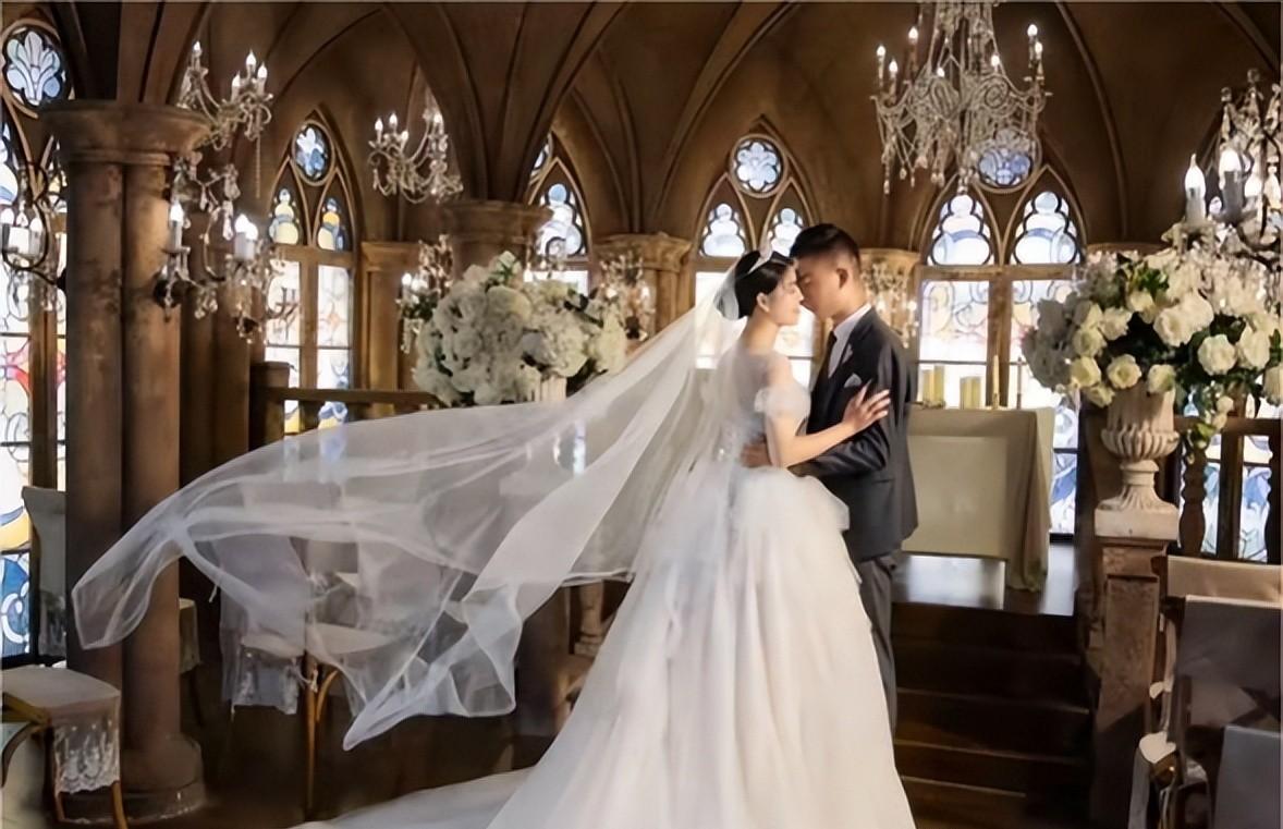 美女嫁“怪脸”丈夫，男方贫困户没学历，本人曝交往细节：图人好