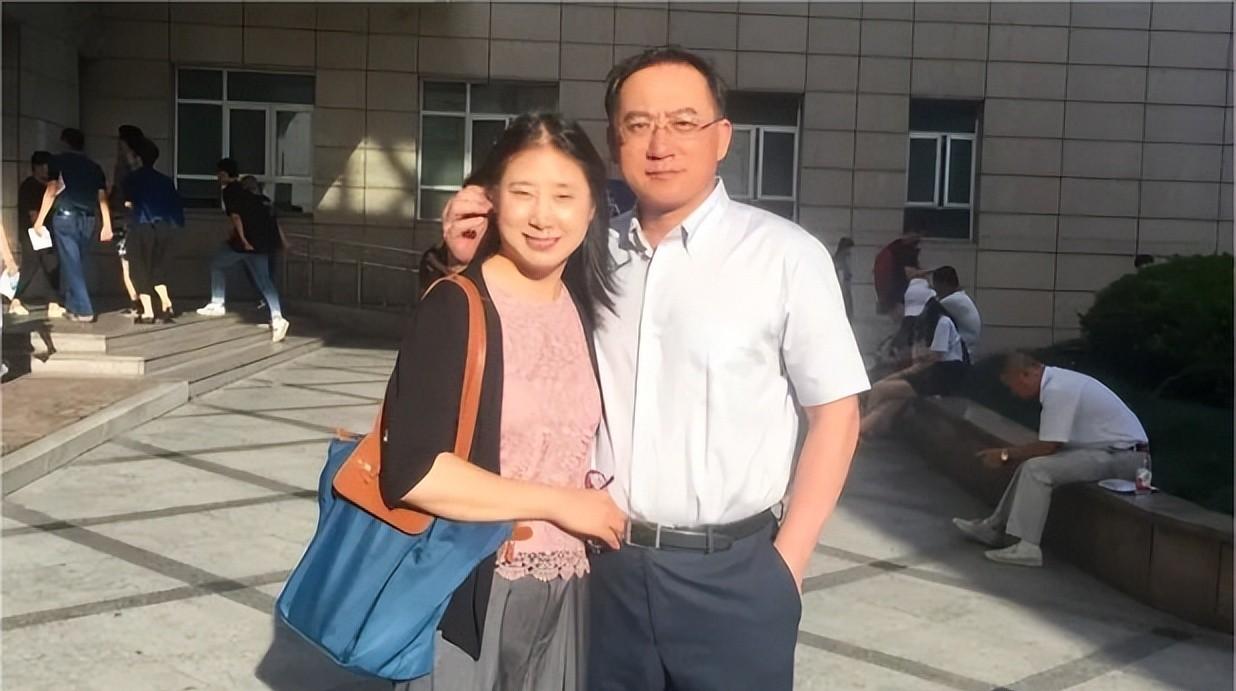 初代丁克现状：老公抗癌五年半后去世，现孤身一人庆幸未婚未育