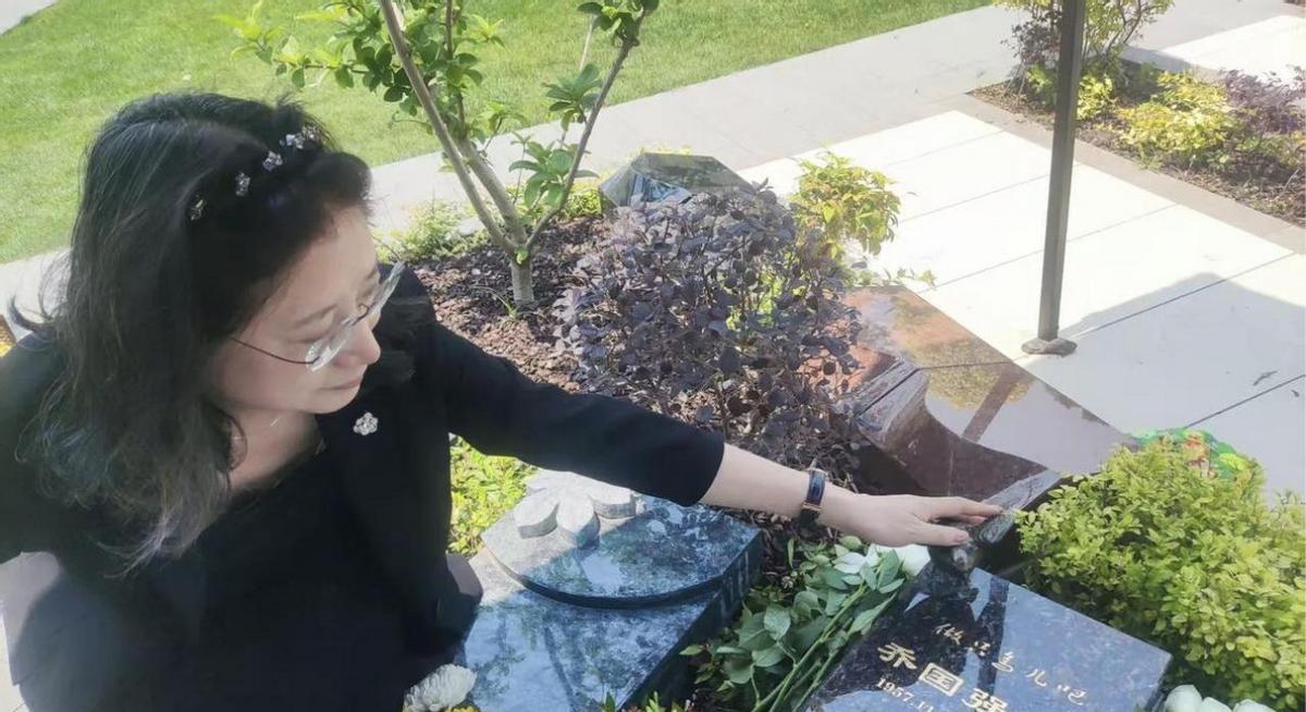 初代丁克现状：老公抗癌五年半后去世，现孤身一人庆幸未婚未育