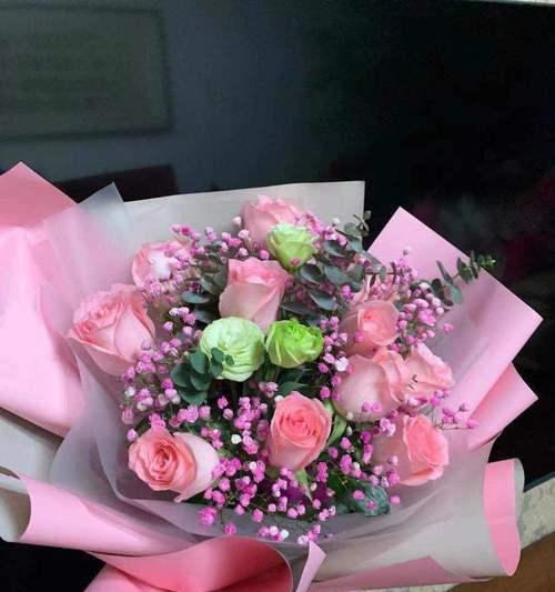 玫瑰花的意义和象征（玫瑰花传递的爱与情感）