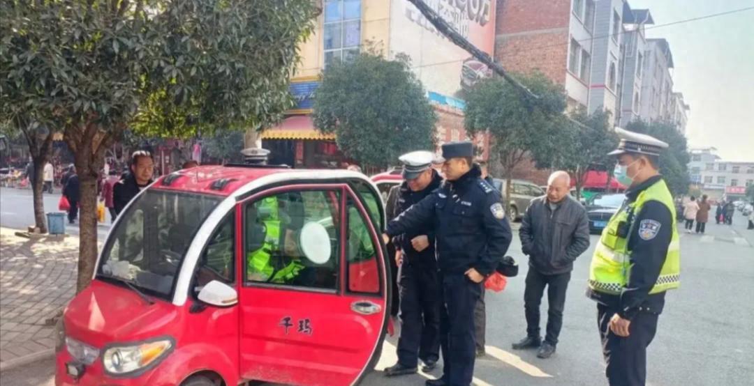 2月1日起,电动车、三轮、四轮车迎来“3禁3罚”新规,车主注意