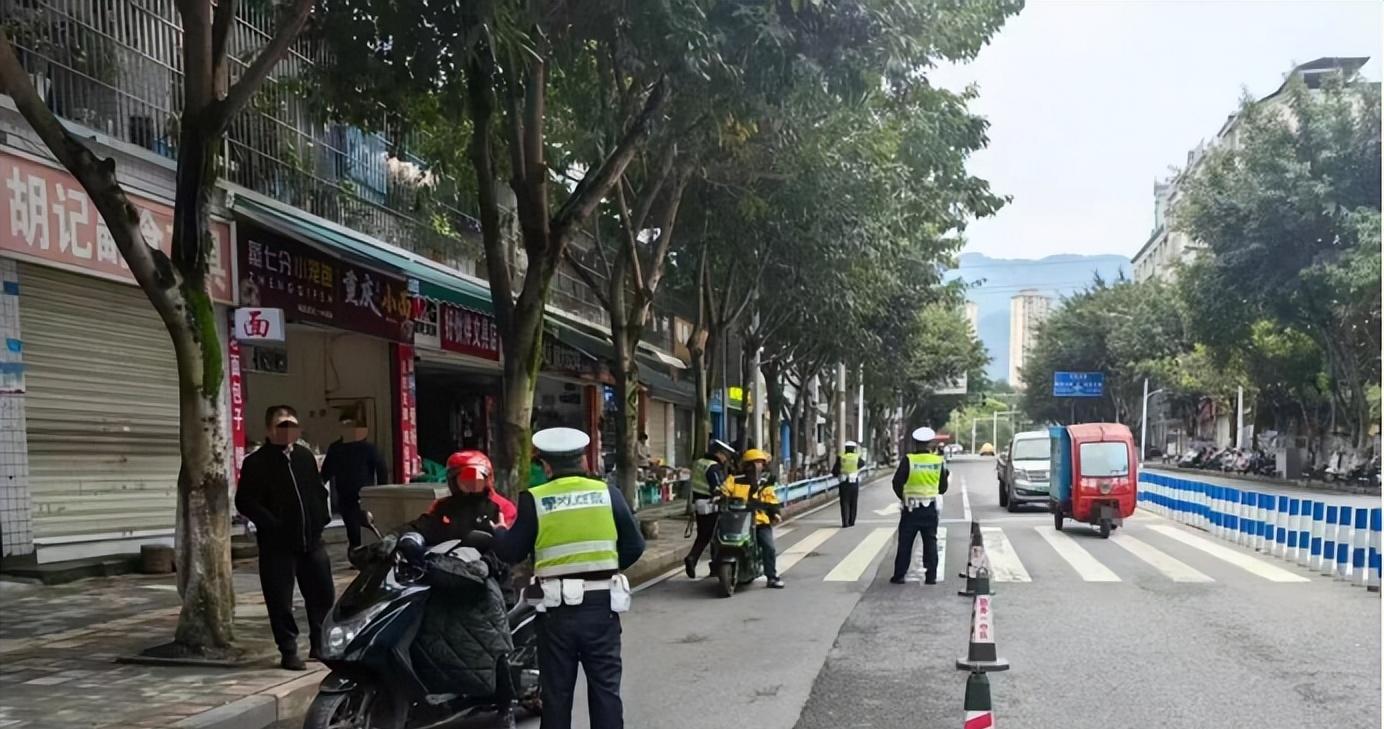 2月1日起，电动车、三轮车、四轮车上路6大行为严查，最高罚5000