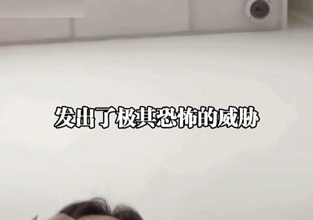 女生牵绳遛狗被一家人辱骂围殴，邻居帮忙也被打！报警后仍嚣张